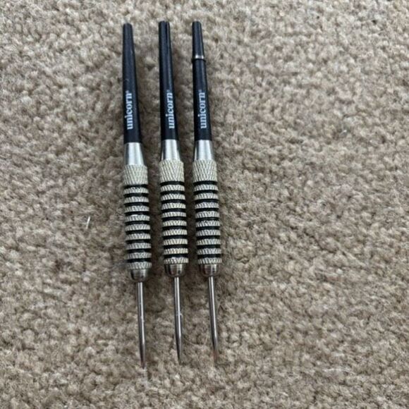 3 Unicorn Darts *Read* - Picture 1 of 4